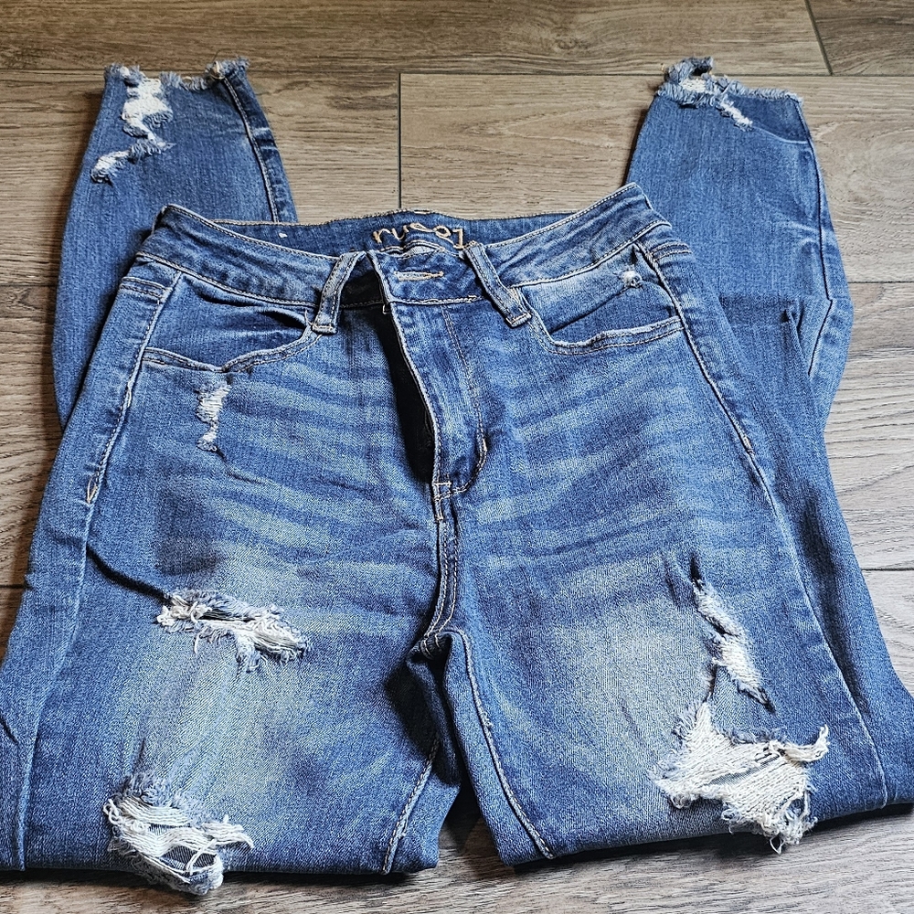 High waisted jeans
